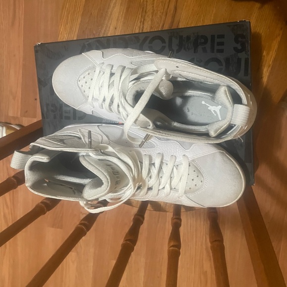 Used like new no w box Jordan 7